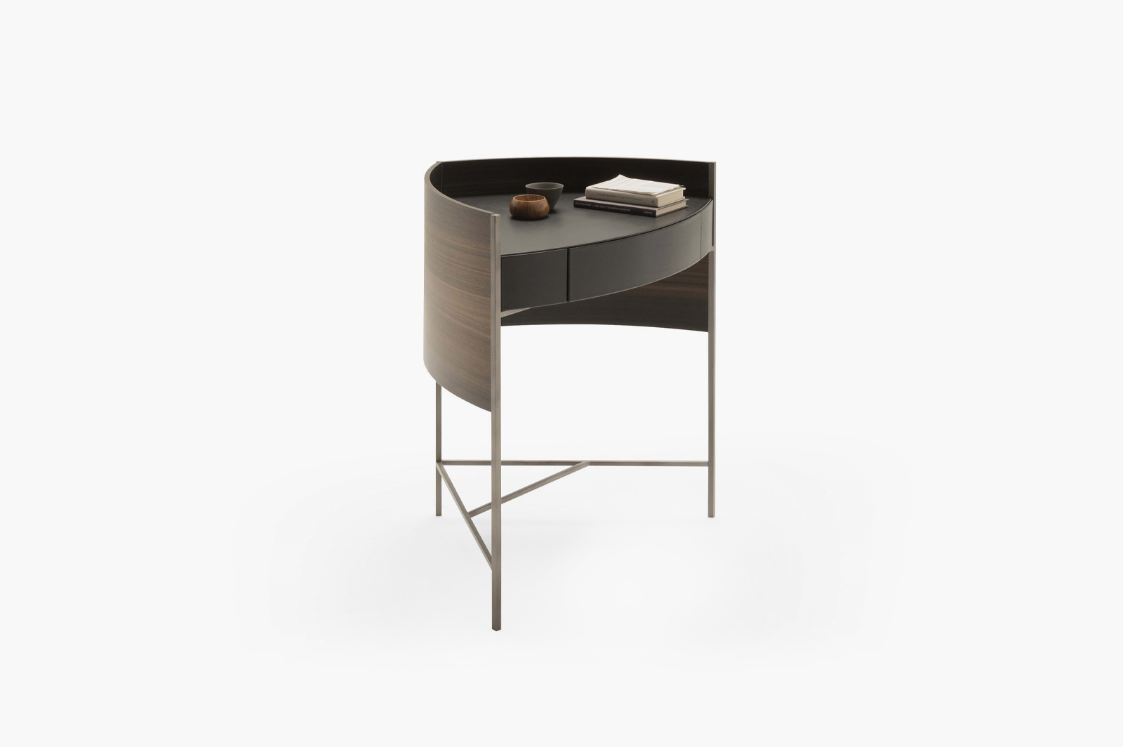 Presotto Bloom desk — curved front edge in lacquered finish