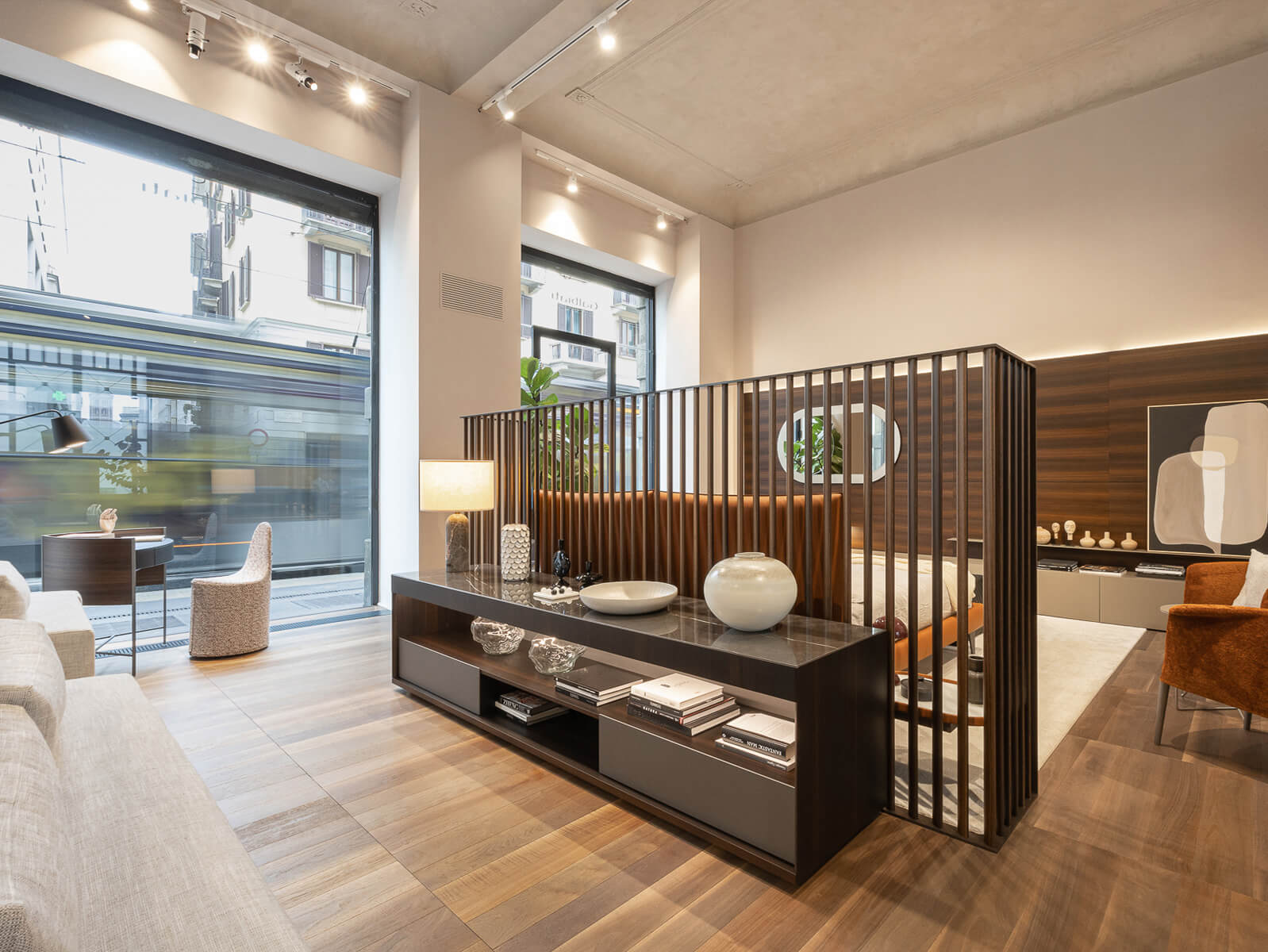 Built-in home office with desk and shelving